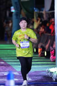 BIB: 3672
                            <button type="button" onclick="openModal(26227881)" class="btn btn-primary btn-sm float-right btn-popup" data-toggle="modal" data-target=".modal-high-quality">
                        <i class="fas fa-shopping-cart"></i> Add to Cart
                    </button>
                                            <button type="button" onclick="isThisMe(26227881, true)" class="btn btn-success btn-sm float-right btn-popup btn-isme hidden" data-toggle="tooltip" data-placement="bottom" title="นี่คือรูปของคุณใช่ไหม คลิกที่นี่เพื่อเอาเข้าอัลบั้ม">
                        <i class="fas fa-plus"></i> Add to album
                    </button>
                    <button type="button" onclick="isThisMe(26227881, false)" class="btn btn-warning btn-sm float-right btn-popup btn-isnotme hidden">
                        <i class="fas fa-ban"></i> Remove from album
                    </button>